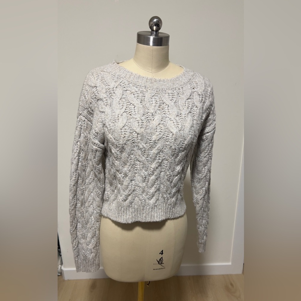 Jessica Simpson Light Gray Cable Knit Sweater